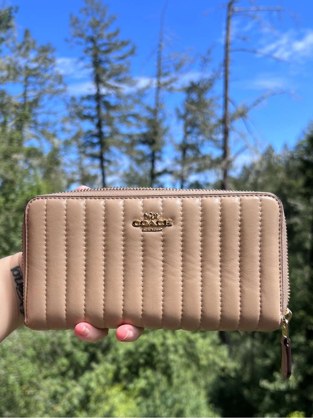 COACH Long Zip-Around Wallet Quilted Leather Beige with Gold Hardware AUTHENTIC